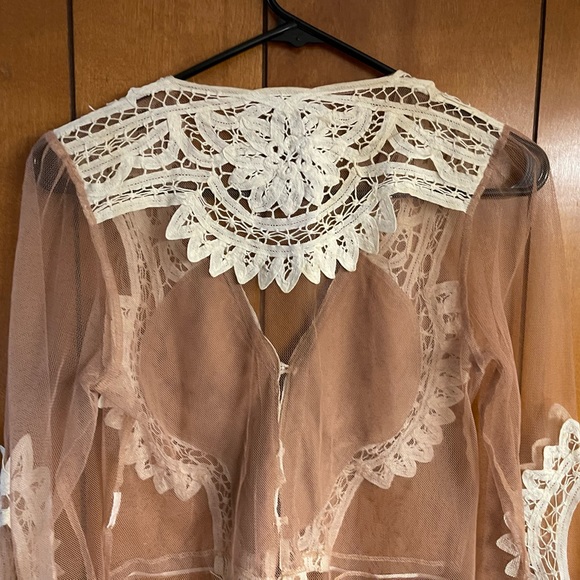 Rare For Love and Lemons Penelope Lace Sheer Crop Top M - Picture 14 of 15